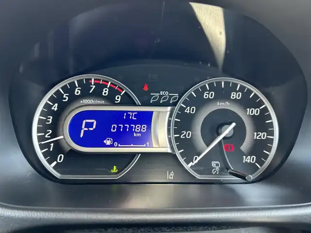 日産 デイズ ルークス ハイウェイスター Gターボ 千葉県 2019(平31)年 7.8万km ホワイトパール 純正ナビ/CD/DVD/Bluetooth/フルセグTV/ETC/前方ドライブレコーダー/両側パワースライドドア/アラウンドビューモニター/エマージェンシーブレーキ/踏み間違い衝突防止アシスト/クルーズコントロール/レーンキープアシスト/横滑り防止装置/衝突被害軽減/盗難防止装置/プッシュスタート/スペアキー1本/スマートキー/ステアリングスイッチ/純正15インチアルミホイール/レザー調シートカバー/保証書/取扱説明書