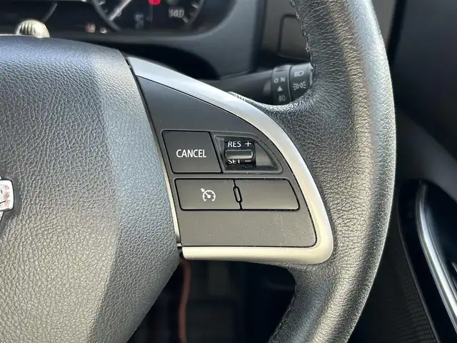 日産 デイズ ルークス ハイウェイスター Gターボ 千葉県 2019(平31)年 7.8万km ホワイトパール 純正ナビ/CD/DVD/Bluetooth/フルセグTV/ETC/前方ドライブレコーダー/両側パワースライドドア/アラウンドビューモニター/エマージェンシーブレーキ/踏み間違い衝突防止アシスト/クルーズコントロール/レーンキープアシスト/横滑り防止装置/衝突被害軽減/盗難防止装置/プッシュスタート/スペアキー1本/スマートキー/ステアリングスイッチ/純正15インチアルミホイール/レザー調シートカバー/保証書/取扱説明書