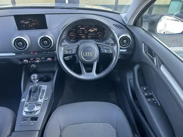 アウディ Ａ３ セダン 2．0TFSIクワトロ 石川県 2017(平29)年 6.5万km モンスーングレーメタリック 4WD/バーチャルコックピット/純正ナビ/　Bluetooth・AM/FM・CD・DVD・USB・AUX/フルセグTV/バックカメラ/ETC/ドライブレコーダー/アダプティブクルーズコントロール/ブラインドスポットモニター/パワーバックドア/アンチロック・ブレーキ・システム/横滑り防止装置/前後コーナーセンサー/純正アルミホイール/スマートキー