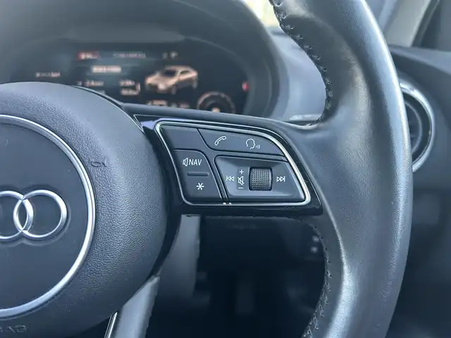 アウディ Ａ３ セダン 2．0TFSIクワトロ 石川県 2017(平29)年 6.5万km モンスーングレーメタリック 4WD/バーチャルコックピット/純正ナビ/　Bluetooth・AM/FM・CD・DVD・USB・AUX/フルセグTV/バックカメラ/ETC/ドライブレコーダー/アダプティブクルーズコントロール/ブラインドスポットモニター/パワーバックドア/アンチロック・ブレーキ・システム/横滑り防止装置/前後コーナーセンサー/純正アルミホイール/スマートキー