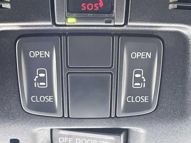 トヨタ アルファード S 神奈川県 2022(令4)年 3.5万km ホワイトパールクリスタルシャイン トヨタセーフティセンス/純正9型ディスプレイオーディオ/・BT/フルセグTV/CD/DVD/MiraCast/USB/バックカメラ/純正13.3型フリップダウンモニター/両側電動スライドドア/MTモード/電動サイドブレーキ/オートブレーキホールド/ビルトインETC2.0/前後ドライブレコーダー/スマートキー/プッシュスタートボタン/革巻きステアリング/ステアリングスイッチ/Autoライト/シートリフター/オットマン/LEDヘッドライト/フォグランプ/電動格納ミラー/ウィンカーミラー/純正ドアバイザー/純正18インチアルミホイール/フロアマット