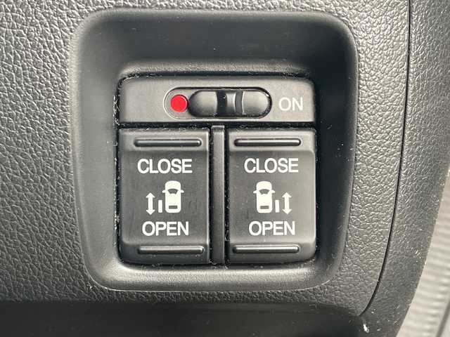 ホンダ Ｎ ＢＯＸ カスタム SSパッケージ 青森県 2015(平27)年 10.5万km プレミアムゴールドパープルパール 4WD/純正メモリナビ・ワンセグTV/CD・DVD・Bluetooth・SD/バックカメラ/両側パワースライドドア/前席シートヒーター/あんしんパッケージ/衝突軽減ブレーキ/サイド・カーテンエアバッグ/社外エンジンスターター/ETC/後席アームレスト/HIDヘッドライト/オートライト/フォグランプ/純正14インチアルミ/スマートキー/プッシュスタート