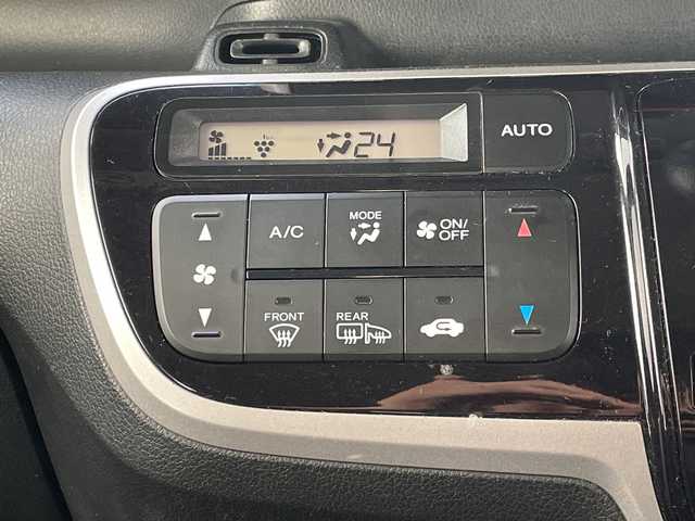 ホンダ Ｎ ＢＯＸ カスタム SSパッケージ 青森県 2015(平27)年 10.5万km プレミアムゴールドパープルパール 4WD/純正メモリナビ・ワンセグTV/CD・DVD・Bluetooth・SD/バックカメラ/両側パワースライドドア/前席シートヒーター/あんしんパッケージ/衝突軽減ブレーキ/サイド・カーテンエアバッグ/社外エンジンスターター/ETC/後席アームレスト/HIDヘッドライト/オートライト/フォグランプ/純正14インチアルミ/スマートキー/プッシュスタート