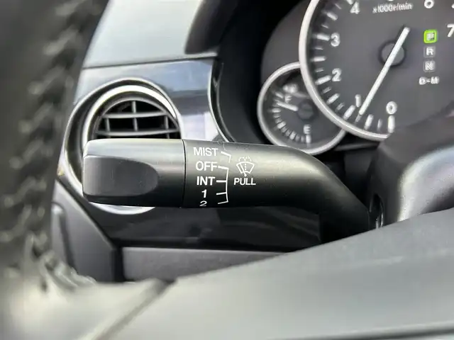 マツダ ロードスター S RHT 神奈川県 2013(平25)年 0.8万km アルミニウムメタリック ワンオーナー/純正ディーラーナビ/フルセグTV/BT/CD/DVD/ETC/革巻きハンドル/純正16インチAW/スペアキー×１/電動オープン/ハードトップ/HIDヘッドライト