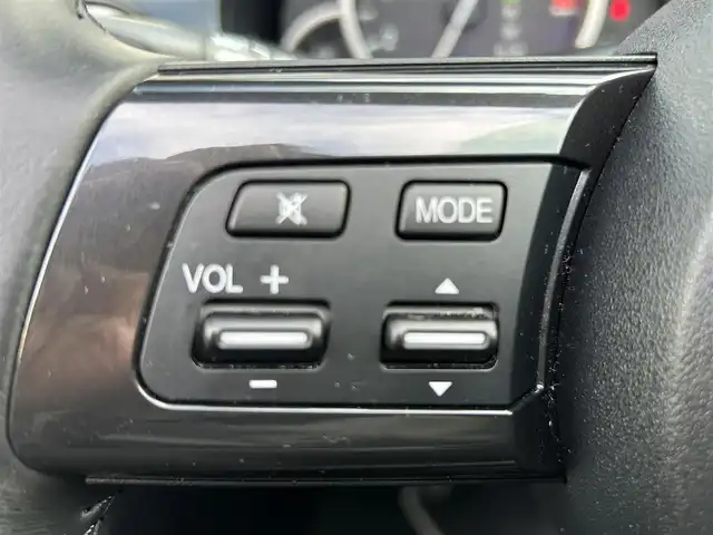 マツダ ロードスター S RHT 神奈川県 2013(平25)年 0.8万km アルミニウムメタリック ワンオーナー/純正ディーラーナビ/フルセグTV/BT/CD/DVD/ETC/革巻きハンドル/純正16インチAW/スペアキー×１/電動オープン/ハードトップ/HIDヘッドライト