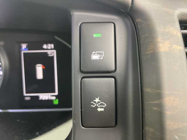 トヨタ ハイエース GL 道央・札幌 2023(令5)年 0.7万km ブラックマイカ ・４WD/寒冷地仕様/・FLEXオリジナルシート V/・トヨタセーフティセンス/・プリクラッシュセーフティ/・アルパイン11インチフローティングナビ/・DVD.CD.SD.BT.フルセグ/・パノラミックビューモニター/・バックカメラ/・アルパイン　フリップダウンモニター/・左パワースライドドア/・リアヒーター・クーラー/・LEDライト/オートハイビーム/・革調シートカバー/・ローダウン/・AC100V/・スマートキー