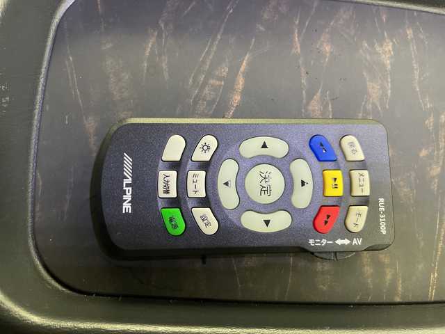 トヨタ ハイエース GL 道央・札幌 2023(令5)年 0.7万km ブラックマイカ ・４WD/寒冷地仕様/・FLEXオリジナルシート V/・トヨタセーフティセンス/・プリクラッシュセーフティ/・アルパイン11インチフローティングナビ/・DVD.CD.SD.BT.フルセグ/・パノラミックビューモニター/・バックカメラ/・アルパイン　フリップダウンモニター/・左パワースライドドア/・リアヒーター・クーラー/・LEDライト/オートハイビーム/・革調シートカバー/・ローダウン/・AC100V/・スマートキー