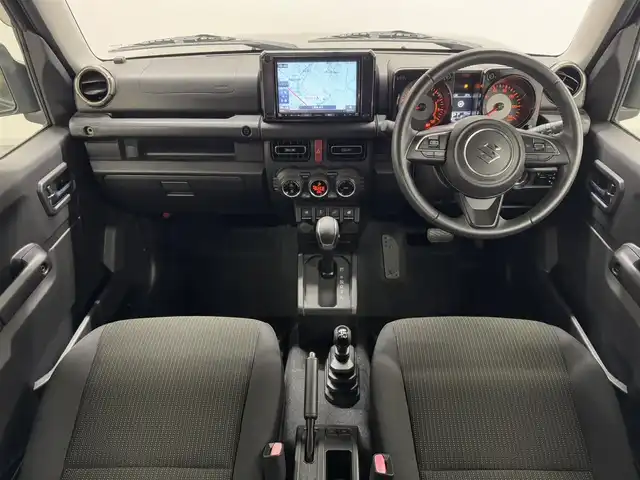 スズキ ジムニー XC 三重県 2019(令1)年 4.6万km ブルーイッシュブラックパール3 ガソリン・ターボ/パートタイム4WD 高低二段切替式（後輪駆動ベース）/フロア4AT/純正 8インチナビ AVIC-RLS901/（CD/DVD/MSV/SD/FM/AM/TV/Bluetooth/iPod/USB/AUX）/バックカメラ/安全/・デュアルセンサーブレーキサポート/・デュアルセンサーブレーキサポート/・車線逸脱警報機能/・ふらつき警報機能/・誤発進抑制機能/・標識認識機能（車両進入禁止、はみ出し通行禁止、最高速度）/・ブレーキLSDトラクションコントロール（4WD－L）/・頸部衝撃緩和フロントシート/・頭部衝撃軽減構造インテリア/装備/・オートライト/・LEDヘッドライト/・ハイビームアシスト/・オートエアコン/・ヒルディセントコントロール（HDC）/・ステアリングスイッチ/・プッシュスタート/・スマートキーx2