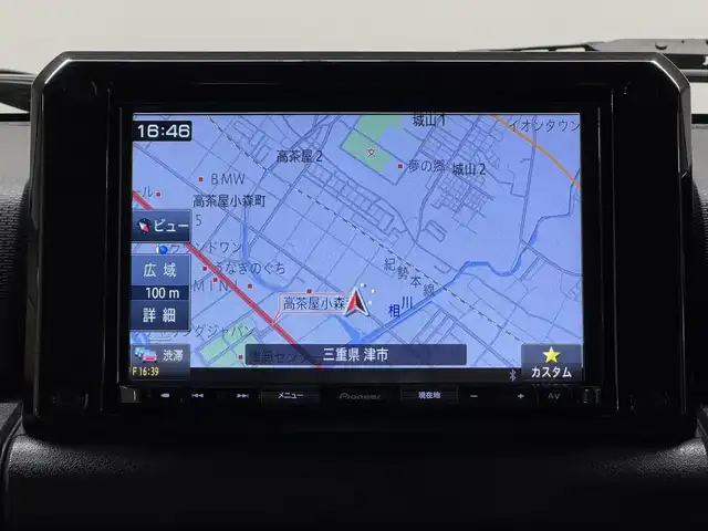 スズキ ジムニー XC 三重県 2019(令1)年 4.6万km ブルーイッシュブラックパール3 ガソリン・ターボ/パートタイム4WD 高低二段切替式（後輪駆動ベース）/フロア4AT/純正 8インチナビ AVIC-RLS901/（CD/DVD/MSV/SD/FM/AM/TV/Bluetooth/iPod/USB/AUX）/バックカメラ/安全/・デュアルセンサーブレーキサポート/・デュアルセンサーブレーキサポート/・車線逸脱警報機能/・ふらつき警報機能/・誤発進抑制機能/・標識認識機能（車両進入禁止、はみ出し通行禁止、最高速度）/・ブレーキLSDトラクションコントロール（4WD－L）/・頸部衝撃緩和フロントシート/・頭部衝撃軽減構造インテリア/装備/・オートライト/・LEDヘッドライト/・ハイビームアシスト/・オートエアコン/・ヒルディセントコントロール（HDC）/・ステアリングスイッチ/・プッシュスタート/・スマートキーx2