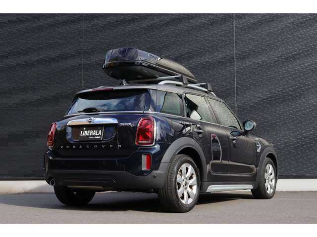 ＭＩＮＩ ＢＭＷ ミニ クロスオーバー クーパー D 栃木県 2022(令4)年 2万km MINI Yoursエニグマティックブラック インテリジェントセーフティ/レーンキープアシスト/LEDヘッドライト/ハーフレザーシート/純正ナビ　/・バックカメラ　/・Bluetooth/クルーズコントロール/オートワイパー　/オートライト/MINI純正ルーフボックス　/パワーバックドア　/純正17インチアルミホイール/前後ドライブレコーダー/ミラー一体型ETC