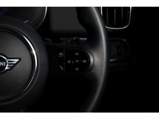 ＭＩＮＩ ＢＭＷ ミニ クロスオーバー クーパー D 栃木県 2022(令4)年 2万km MINI Yoursエニグマティックブラック インテリジェントセーフティ/レーンキープアシスト/LEDヘッドライト/ハーフレザーシート/純正ナビ　/・バックカメラ　/・Bluetooth/クルーズコントロール/オートワイパー　/オートライト/MINI純正ルーフボックス　/パワーバックドア　/純正17インチアルミホイール/前後ドライブレコーダー/ミラー一体型ETC