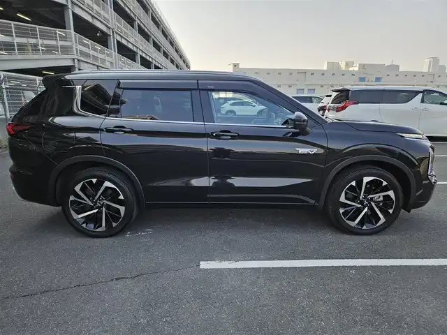 三菱 アウトランダー ＰＨＥＶ