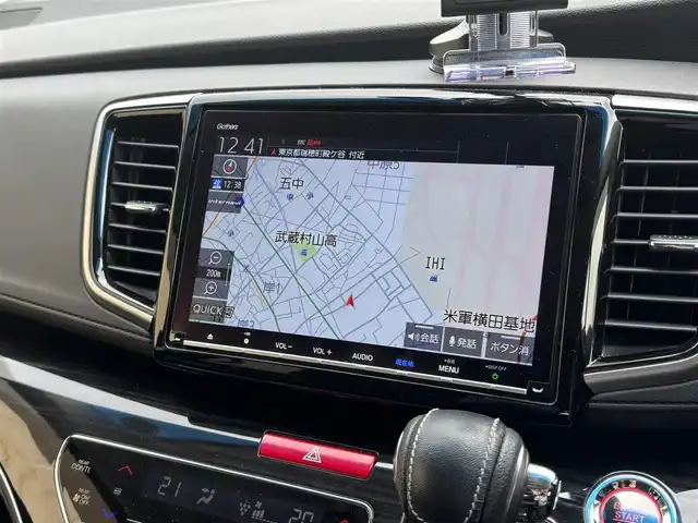 ホンダ オデッセイ アブソルート・EXホンダセンジング 東京都 2018(平30)年 9.9万km プラチナホワイトパール 純正ナビ/６スピーカー/ホンダセンシング/マルチビューモニター/ホンダスマートパーキングアシストシステム/パーキングセンサーシステム/ブラインドスポットインフォメーション/アウターウエルカムライト付両側パワースライドドア/LEDヘッドランプ/オートライト/LEDアクティブコーナリングライト/コンフォートビューパッケージ（親水/ヒーテッドドアミラー/フロントドア撥水ガラス）/レッド照明アナログメーター/マルチインフォメーションディスプレイ/革巻きステアリングホイール/ステアリングスイッチ/パドルシフト/SRSエアバック （運転席/助手席）/プラズマクラスター付左右独立温度調整オートエアコン/リアオートエアコン/ブラックプライムスムース（合皮）/ファブリックコンビシート/パワーシート/シートヒーター/大型アームレスト（運転席/助手席）/センターコンソール/２列目プレミアムグレードルシート（オットマン /小物入/左右アームレスト付キャプテンシート）/リヤモニター/アダプティブクルーズコントロール　/車線維持支援システム