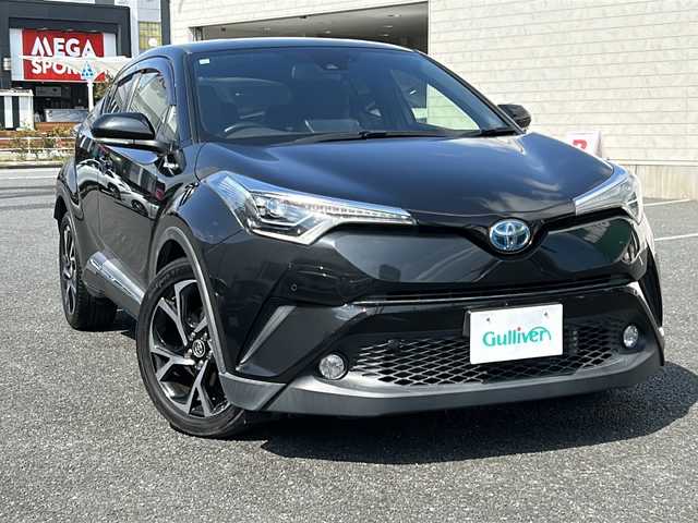 トヨタ Ｃ－ＨＲ G 千葉県 2017(平29)年 7.2万km ブラックマイカ 純正SDナビNSZT-Y66T/フルセグTV/CD/DVD/BT接続/ETC/バックカメラ/クルーズコントロール/前後コーナーセンサー/衝突被害軽減システム/レーンキープアシスト/LEDヘッドライト/シートヒーター/オートライト/オートハイビーム/純正アルミホイール/純正フロアマット/ドアバイザー/スペアキー/ハーフレザーシート/プッシュスタート/保証書/取扱説明書/記録簿