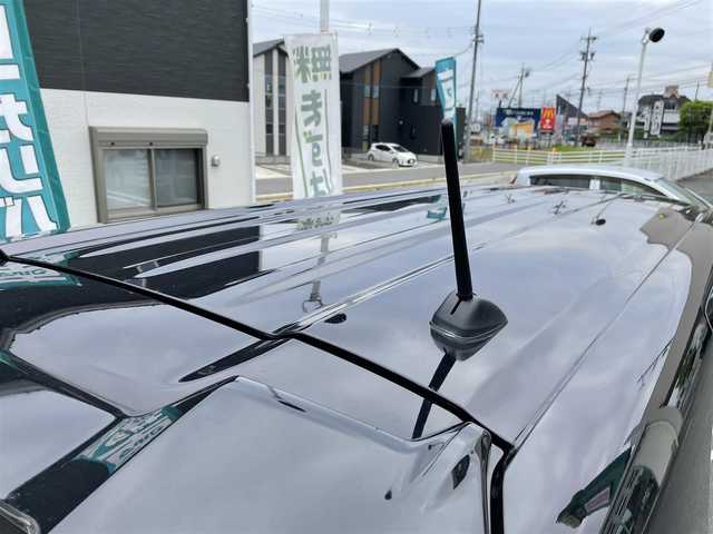 ホンダ Ｎ ＢＯＸ カスタム L スタイル+ブラック 三重県 2023(令5)年 1.3万km クリスタルブラックパール 登録時13040km/禁煙車/純正ディスプレイオーディオ(AM/FM/ワンセグ/CD/Bluetooth)/前席シートヒーター/レーダークルーズコントロール/オートライト/LED/クリアランスソナー/オートホールドブレーキ/革巻きステアリング/純正フロアマット/純正ホイール/レーンキープアシスト/衝突軽減システム/横滑り防止装置/プッシュスタート/電子パーキング/スマートキー×2