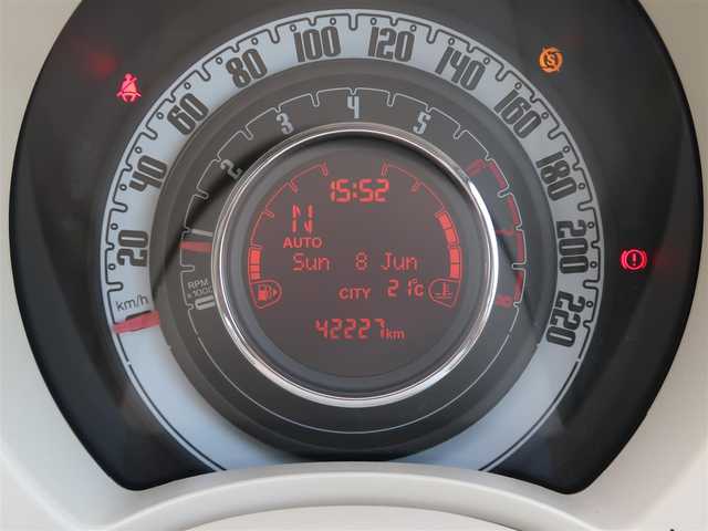 フィアット ５００ メントルザータ 石川県 2015(平27)年 4.3万km ライトブルー 150台限定車/ポルトローナ・フラウ社製ブラウンレザーシート/純正15incアルミホイール/純正オーディオ/アイドリングストップ/シティーモードスイッチ/フォグランプ/リモコンキー