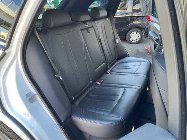 ＢＭＷ Ｘ５ xDrive 35d Mスポーツ 神奈川県 2014(平26)年 11万km アルピンホワイトⅢ インテリジェントセーフティ/純正HDDナビ		/・CD/DVD/BT	/バックカメラ/クリアランスソナー/バックミラー内臓ETC	/レザーシート/前席パワーシート/全席シートヒーター/スライディングサンルーフ/ルーフレール/パワーバックドア/クルーズコントロール/純正19インチAW/アイドリングストップ/パドルシフト付ステアリング/純正HIDヘッドライト/オートライト/フロント/バックフォグ/プッシュEgスタート/ストップ		/スマートキー×2/ターンランプ付電動格納ドアミラー/ドアバイザー/純正フロアマット/取扱説明書/新車時保証書