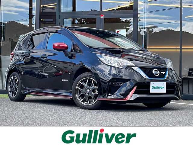 日産 ノート e－パワーニスモ S 大阪府 2020(令2)年 6万km スーパーブラック アダプティブクルーズコントロール/エマージェンシーブレーキ/レーンキープアシスト/社外９インチナビ/BT.SD.CD.DVD.USB/アラウンドビューモニター/フルセグテレビ/インテリジェントデジタルインナーミラー/ビルトインETC/純正ドライブレコーダー/革巻きステアリング/ステアリングスイッチ/プッシュスタート/純正フロアマット/純正16インチAW/純正ドアバイザー/LEDヘッドライト/LEDフォグランプ/コーナーセンサー/オートライト/オートハイビーム