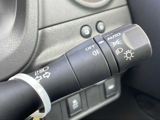 日産 ノート e－パワーニスモ S 大阪府 2020(令2)年 6万km スーパーブラック アダプティブクルーズコントロール/エマージェンシーブレーキ/レーンキープアシスト/社外９インチナビ/BT.SD.CD.DVD.USB/アラウンドビューモニター/フルセグテレビ/インテリジェントデジタルインナーミラー/ビルトインETC/純正ドライブレコーダー/革巻きステアリング/ステアリングスイッチ/プッシュスタート/純正フロアマット/純正16インチAW/純正ドアバイザー/LEDヘッドライト/LEDフォグランプ/コーナーセンサー/オートライト/オートハイビーム