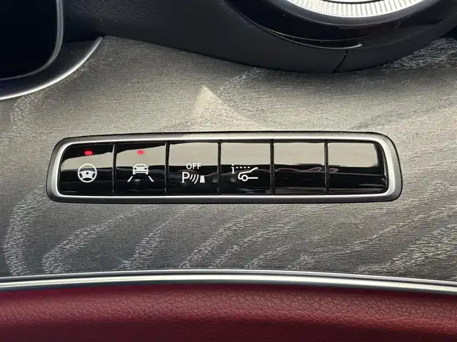 メルセデス・ベンツ ＣＬＳ２２０ｄ スポーツ エクスクルーシブPKG 愛知県 2019(平31)年 6.6万km ダイヤモンドホワイト サンルーフ/純正ナビ/　BT/SD/USB/ラジオ/フルセグTV/全方位カメラ/革シート/前席パワーシート（メモリー付き）/前席ベンチレーション/全席シートヒーター/レーダークルーズコントロール/衝突軽減ブレーキ/レーンキープ/クリアランスソナー/BSM/エアーサスペンション/パドルシフト/パワートランク/電動パーキングブレーキ/ETC2.0/スマートキー×2