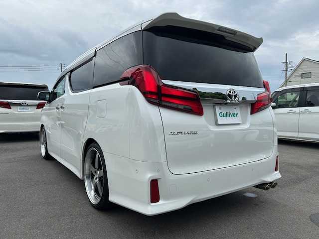 トヨタ アルファード S Cパッケージ 大阪府 2021(令3)年 4.7万km ホワイトパールクリスタルシャイン 純正10.5型ナビ(BT/フルセグ/DVD)/アラウンドビューモニター/サンルーフ/ブラインドスポットモニター/JBLサウンド/フリップダウンモニター/デジタルインナーミラー/ガナドールマフラー/トヨタセーフティーセンス/ビルトインETC2.0/LEDヘッドライト/オートライト/両側パワースライドドア/パワーバックドア/パワーシート/シートヒーター/エアシート/ハンドルヒーター/社外フロアマット/社外アルミホイール/スペアキー