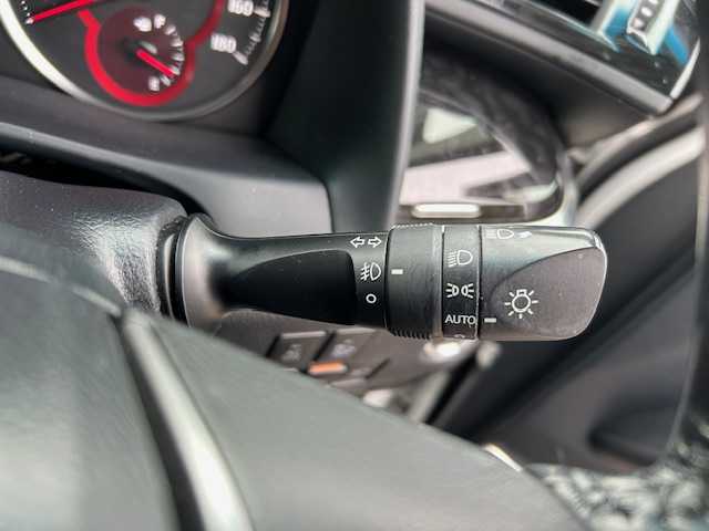 トヨタ アルファード S Cパッケージ 大阪府 2021(令3)年 4.7万km ホワイトパールクリスタルシャイン 純正10.5型ナビ(BT/フルセグ/DVD)/アラウンドビューモニター/サンルーフ/ブラインドスポットモニター/JBLサウンド/フリップダウンモニター/デジタルインナーミラー/ガナドールマフラー/トヨタセーフティーセンス/ビルトインETC2.0/LEDヘッドライト/オートライト/両側パワースライドドア/パワーバックドア/パワーシート/シートヒーター/エアシート/ハンドルヒーター/社外フロアマット/社外アルミホイール/スペアキー
