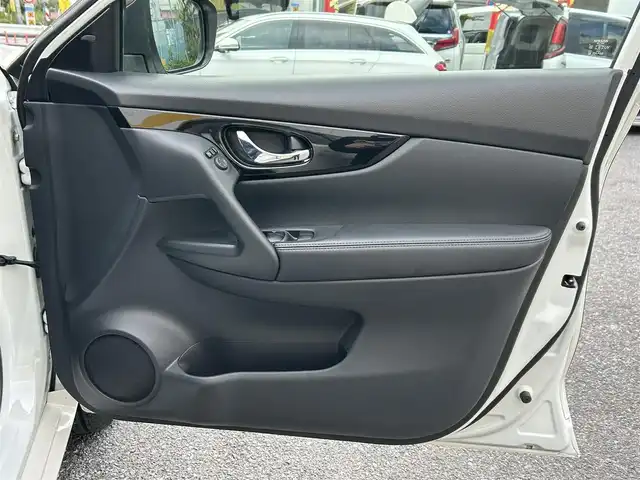 日産 エクストレイル モード・プレミア 東京都 2018(平30)年 2.4万km ブリリアントホワイトパール 純正メモリーナビ(MM517D-L)/フルセグTV/AM/FM/CD/DVD/Blu-ray/HDMI/AUX/iPod/アラウンドビューモニター/ETC2.0/純正ドライブレコーダー/プロパイロット/インテリジェントルームミラー/エマージェンシーブレーキ/車線逸脱警報/踏み間違い衝突防止アシスト/進入禁止標識検知システム/ブラックレザーシート/シートヒーター/電動パーキングブレーキ/オートブレーキホールド/パワーバックドア/AUTECH純正19インチアルミホイール/純正フロアマット/純正ドアバイザー/プッシュスタート/新車時保証書/取扱説明書/記録簿/スペアキー