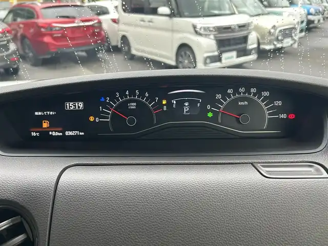 ホンダ Ｎ ＢＯＸ G L ホンダセンシング 愛知県 2018(平30)年 3.7万km プラチナホワイトパール ワンオーナー/純正8型ナビ/フルセグTV/片側パワースライドドア/バックカメラ/ビルトインETC/ドライブレコーダー/アダプティブクルーズコントロール/ホンダセンシング/・衝突被害軽減ブレーキ/・前後誤発進抑制機能/・車線維持支援システム/・標識認識機能/LEDヘッドランプ/ステアリングスイッチ/社外エアロ/社外15インチアルミホイール/スマートキー/プッシュエンジンスタート/禁煙車
