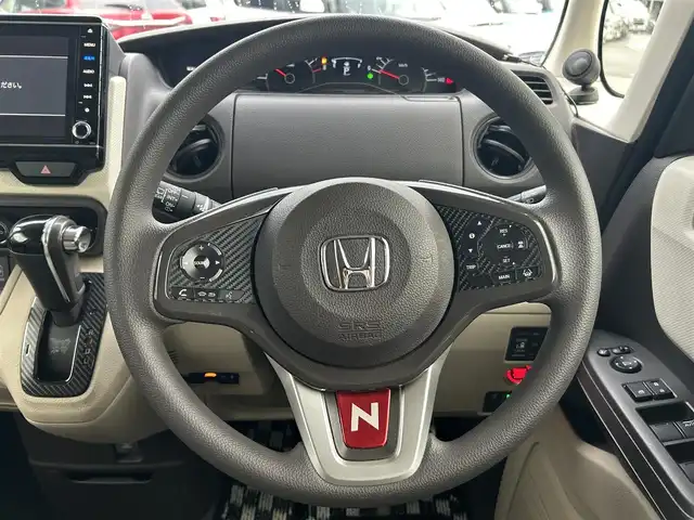 ホンダ Ｎ ＢＯＸ G L ホンダセンシング 愛知県 2018(平30)年 3.7万km プラチナホワイトパール ワンオーナー/純正8型ナビ/フルセグTV/片側パワースライドドア/バックカメラ/ビルトインETC/ドライブレコーダー/アダプティブクルーズコントロール/ホンダセンシング/・衝突被害軽減ブレーキ/・前後誤発進抑制機能/・車線維持支援システム/・標識認識機能/LEDヘッドランプ/ステアリングスイッチ/社外エアロ/社外15インチアルミホイール/スマートキー/プッシュエンジンスタート/禁煙車