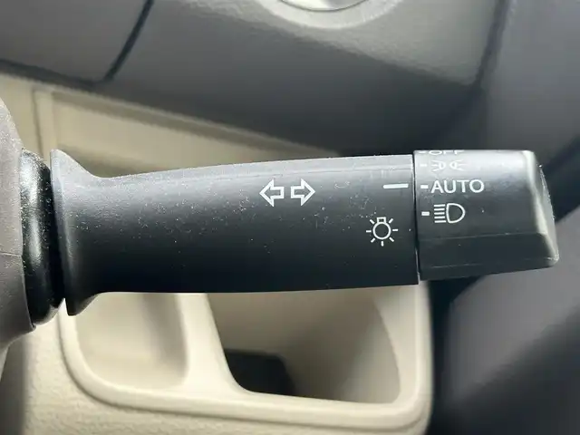 ホンダ Ｎ ＢＯＸ G L ホンダセンシング 愛知県 2018(平30)年 3.7万km プラチナホワイトパール ワンオーナー/純正8型ナビ/フルセグTV/片側パワースライドドア/バックカメラ/ビルトインETC/ドライブレコーダー/アダプティブクルーズコントロール/ホンダセンシング/・衝突被害軽減ブレーキ/・前後誤発進抑制機能/・車線維持支援システム/・標識認識機能/LEDヘッドランプ/ステアリングスイッチ/社外エアロ/社外15インチアルミホイール/スマートキー/プッシュエンジンスタート/禁煙車