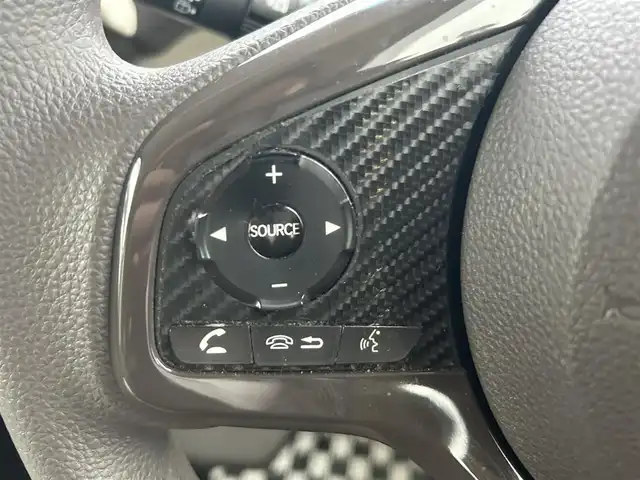 ホンダ Ｎ ＢＯＸ G L ホンダセンシング 愛知県 2018(平30)年 3.7万km プラチナホワイトパール ワンオーナー/純正8型ナビ/フルセグTV/片側パワースライドドア/バックカメラ/ビルトインETC/ドライブレコーダー/アダプティブクルーズコントロール/ホンダセンシング/・衝突被害軽減ブレーキ/・前後誤発進抑制機能/・車線維持支援システム/・標識認識機能/LEDヘッドランプ/ステアリングスイッチ/社外エアロ/社外15インチアルミホイール/スマートキー/プッシュエンジンスタート/禁煙車