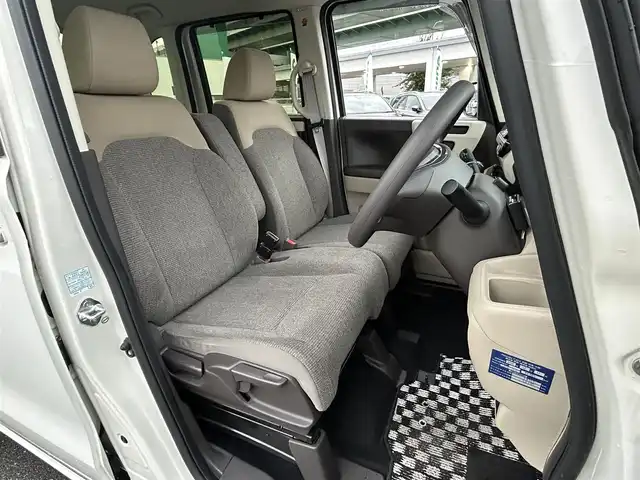 ホンダ Ｎ ＢＯＸ G L ホンダセンシング 愛知県 2018(平30)年 3.7万km プラチナホワイトパール ワンオーナー/純正8型ナビ/フルセグTV/片側パワースライドドア/バックカメラ/ビルトインETC/ドライブレコーダー/アダプティブクルーズコントロール/ホンダセンシング/・衝突被害軽減ブレーキ/・前後誤発進抑制機能/・車線維持支援システム/・標識認識機能/LEDヘッドランプ/ステアリングスイッチ/社外エアロ/社外15インチアルミホイール/スマートキー/プッシュエンジンスタート/禁煙車