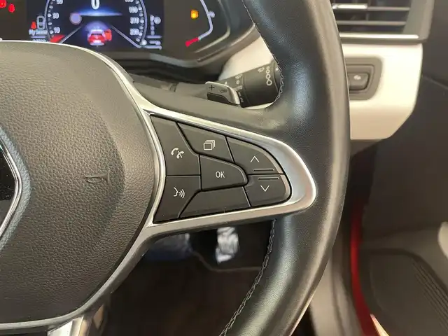 ルノー ルノー ルーテシア インテンス プラス 岡山県 2022(令4)年 2.5万km ルージュフラムM 純正ディスプレイオーディオ/Bluetooth/AppleCarPlay/AndroidAuto/USB/バックカメラ/パドルシフト/黒レザーシート/ステアリングヒーター/シートヒーター（D/N）/ACC/ブラインドスポット/前後コーナーセンサー/前後ドライブレコーダー/ETC