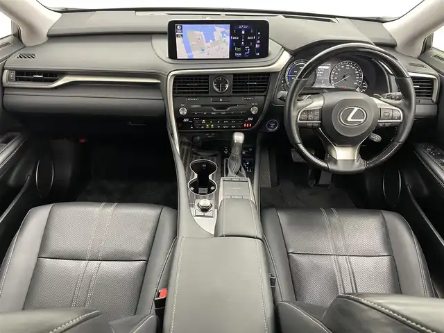 レクサス ＲＸ 450h バージョンL 岡山県 2022(令4)年 3.9万km ソニッククォーツ 純正12.3ナビ/【フルセグTV/Bluetooth/CD/DVD/USB接続】/パノラミックビューモニター/三眼LEDヘッドライト/レーダークルーズコントロール/プリクラッシュセーフティ/パーキングサポートブレーキ/パーキングサポートアラート/ブラインドスポットモニター/レーンキープアシスト/ヘッドアップディスプレイ/前席エアシート/全席シートヒーター/前席パワーシート/前席シートメモリー/ステアリングヒーター/オートブレーキホールド/パドルシフト/純正20インチAW/社外ドライブレコーダー（前後）/型番:DC-DR652/ビルトインETC2.0/オートハイビーム/ウィンカーミラー/プッシュスタート/ステアリングスイッチ/純正フロアマット/横滑り防止/盗難防止装置