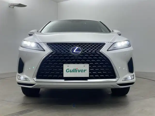 レクサス ＲＸ 450h バージョンL 岡山県 2022(令4)年 3.9万km ソニッククォーツ 純正12.3ナビ/【フルセグTV/Bluetooth/CD/DVD/USB接続】/パノラミックビューモニター/三眼LEDヘッドライト/レーダークルーズコントロール/プリクラッシュセーフティ/パーキングサポートブレーキ/パーキングサポートアラート/ブラインドスポットモニター/レーンキープアシスト/ヘッドアップディスプレイ/前席エアシート/全席シートヒーター/前席パワーシート/前席シートメモリー/ステアリングヒーター/オートブレーキホールド/パドルシフト/純正20インチAW/社外ドライブレコーダー（前後）/型番:DC-DR652/ビルトインETC2.0/オートハイビーム/ウィンカーミラー/プッシュスタート/ステアリングスイッチ/純正フロアマット/横滑り防止/盗難防止装置