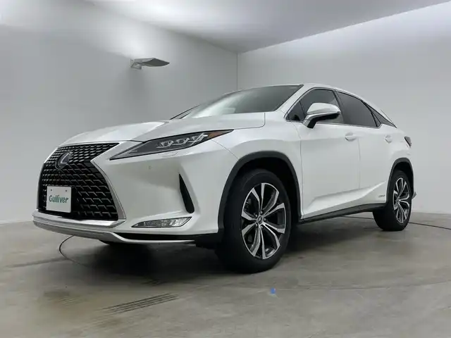 レクサス ＲＸ 450h バージョンL 岡山県 2022(令4)年 3.9万km ソニッククォーツ 純正12.3ナビ/【フルセグTV/Bluetooth/CD/DVD/USB接続】/パノラミックビューモニター/三眼LEDヘッドライト/レーダークルーズコントロール/プリクラッシュセーフティ/パーキングサポートブレーキ/パーキングサポートアラート/ブラインドスポットモニター/レーンキープアシスト/ヘッドアップディスプレイ/前席エアシート/全席シートヒーター/前席パワーシート/前席シートメモリー/ステアリングヒーター/オートブレーキホールド/パドルシフト/純正20インチAW/社外ドライブレコーダー（前後）/型番:DC-DR652/ビルトインETC2.0/オートハイビーム/ウィンカーミラー/プッシュスタート/ステアリングスイッチ/純正フロアマット/横滑り防止/盗難防止装置