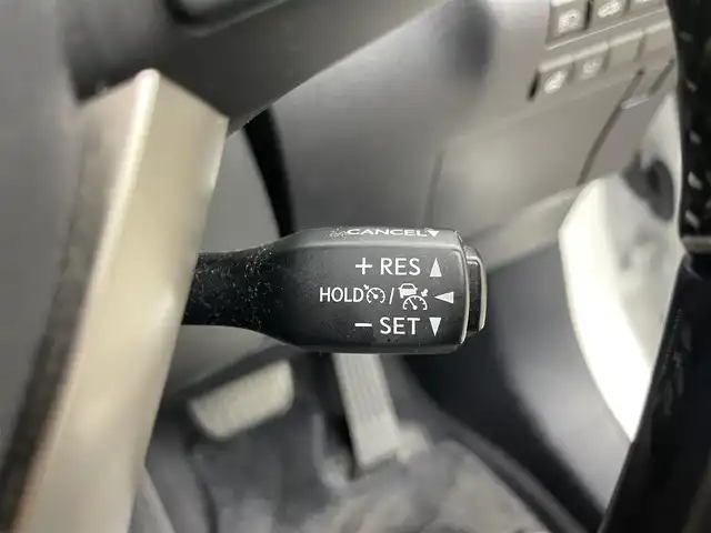 レクサス ＲＸ 450h バージョンL 岡山県 2022(令4)年 3.9万km ソニッククォーツ 純正12.3ナビ/【フルセグTV/Bluetooth/CD/DVD/USB接続】/パノラミックビューモニター/三眼LEDヘッドライト/レーダークルーズコントロール/プリクラッシュセーフティ/パーキングサポートブレーキ/パーキングサポートアラート/ブラインドスポットモニター/レーンキープアシスト/ヘッドアップディスプレイ/前席エアシート/全席シートヒーター/前席パワーシート/前席シートメモリー/ステアリングヒーター/オートブレーキホールド/パドルシフト/純正20インチAW/社外ドライブレコーダー（前後）/型番:DC-DR652/ビルトインETC2.0/オートハイビーム/ウィンカーミラー/プッシュスタート/ステアリングスイッチ/純正フロアマット/横滑り防止/盗難防止装置