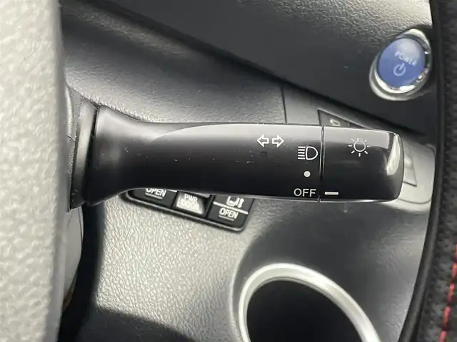 トヨタ シエンタ ハイブリッド ファンベースG 埼玉県 2019(令1)年 7.6万km センシュアルレッドマイカ 社外ナビ　パノラミックビューモニター　ビルトインＥＴＣ　ドライブレコーダー　セーフティセンス　クルーズコントロール　両側パワースライドドドア　社外アルミホイール　スマートキー　オートライト　地デジＴＶ