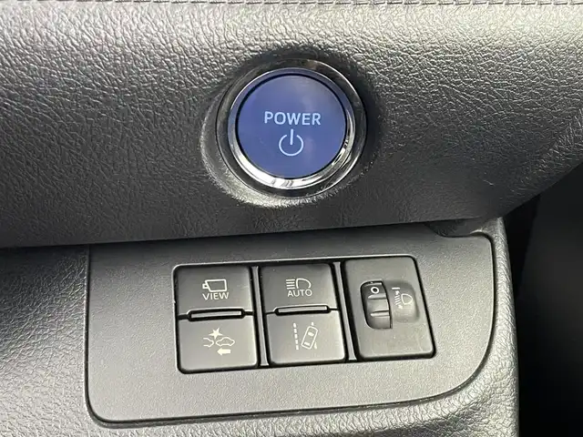 トヨタ シエンタ ハイブリッド ファンベースG 埼玉県 2019(令1)年 7.6万km センシュアルレッドマイカ 社外ナビ　パノラミックビューモニター　ビルトインＥＴＣ　ドライブレコーダー　セーフティセンス　クルーズコントロール　両側パワースライドドドア　社外アルミホイール　スマートキー　オートライト　地デジＴＶ