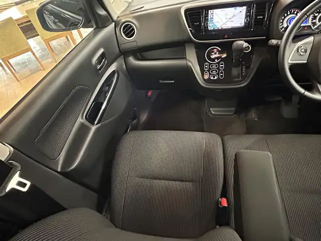 日産 デイズ ルークス ハイウェイスター Gターボ 宮崎県 2018(平30)年 9.5万km ブラック /ナビ(MM318D-W)//TV/CD/DVD/Bluetooth//アラウンドビューモニター//バックカメラ//ETC//両側パワースライドドア//クルーズコントロール//純正フロアマット//純正アルミホイール//ドアバイザー//電格ウィンカーミラー//取説/保証書//スペアキー×１