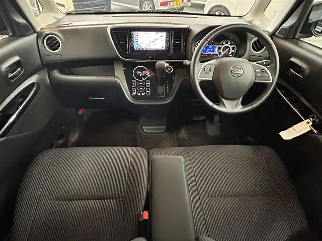 日産 デイズ ルークス ハイウェイスター Gターボ 宮崎県 2018(平30)年 9.5万km ブラック /ナビ(MM318D-W)//TV/CD/DVD/Bluetooth//アラウンドビューモニター//バックカメラ//ETC//両側パワースライドドア//クルーズコントロール//純正フロアマット//純正アルミホイール//ドアバイザー//電格ウィンカーミラー//取説/保証書//スペアキー×１