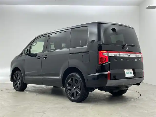 三菱 デリカＤ：５ シャモニー 埼玉県 2025(令7)年 0.1千km 黒 登録済未使用車　マルチアラウンドモニター　ＢＳＭ　レーダークルーズコントロール　シートヒーター　ステアリングヒーター　ＡＣ１００Ｖ　両側パワースライドドア　純正アルミホイール　オートハイビーム　ＬＥＤ