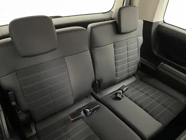 三菱 デリカＤ：５ シャモニー 埼玉県 2025(令7)年 0.1千km 黒 登録済未使用車　マルチアラウンドモニター　ＢＳＭ　レーダークルーズコントロール　シートヒーター　ステアリングヒーター　ＡＣ１００Ｖ　両側パワースライドドア　純正アルミホイール　オートハイビーム　ＬＥＤ