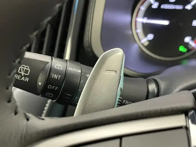 三菱 デリカＤ：５ シャモニー 埼玉県 2025(令7)年 0.1千km 黒 登録済未使用車　マルチアラウンドモニター　ＢＳＭ　レーダークルーズコントロール　シートヒーター　ステアリングヒーター　ＡＣ１００Ｖ　両側パワースライドドア　純正アルミホイール　オートハイビーム　ＬＥＤ