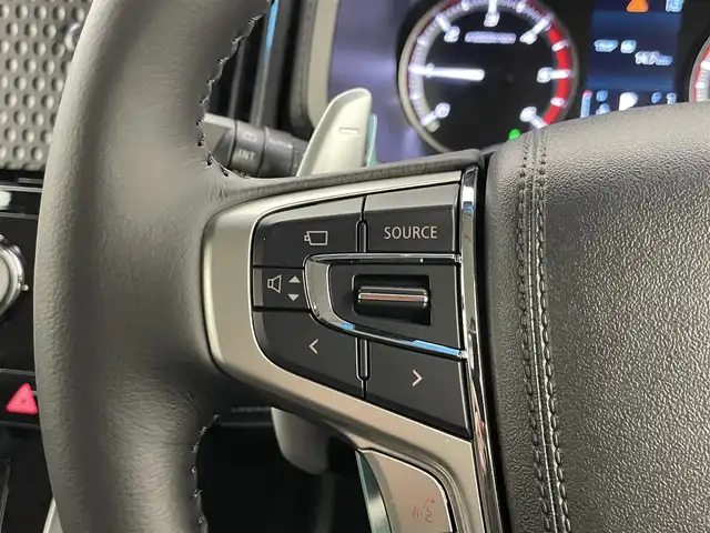 三菱 デリカＤ：５ シャモニー 埼玉県 2025(令7)年 0.1千km 黒 登録済未使用車　マルチアラウンドモニター　ＢＳＭ　レーダークルーズコントロール　シートヒーター　ステアリングヒーター　ＡＣ１００Ｖ　両側パワースライドドア　純正アルミホイール　オートハイビーム　ＬＥＤ