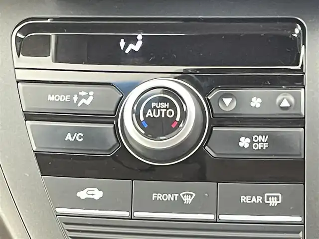 ホンダ フリード G ホンダセンシング 千葉県 2019(平31)年 6.2万km ホワイトオーキッドパール 禁煙車　/社外７型ナビ（MDV-S706）　/AM＆FM＆Bluetooth＆フルセグTV＆CD＆DVD/ホンダセンシング/衝突軽減ブレーキ/レーダークルーズコントロール　/ビルトインＥＴＣ　/レーンキープアシスト　/両側電動スライドドア　/ＬＥＤヘッドライト（オートライト付き）/ドアバイザー　/ＩＳＯＦＩＸ/2列目キャプテンシート/バックカメラ/アイドリングストップ/ウィンカーミラー/プッシュスタート