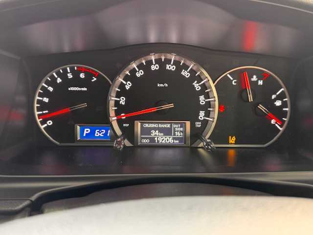 トヨタ ハイエース GL 道北・旭川 2019(令1)年 1.9万km ホワイトパールクリスタルシャイン 寒冷地仕様　/ＴｏｙｏｔａＳａｆｅｔｙＳｅｎｓｅＰ/社外ナビ　/フルセグＴＶ/デジタルインナーミラー　/ベッドキット　/ヒッチメンバー　/エンジンスターター　/ＬＥＤヘッドライト　/社外１６インチＡＷ　/パワースライドドア