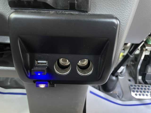 スズキ エブリイ PA リミテッド 宮城県 2021(令3)年 6.2万km シルキーシルバーメタリック (株)IDOMが運営する【じしゃロン仙台店】の自社ローン専用車両になりますこちらは現金またはオートローンご利用時の価格です。自社ローンご希望の方は別途その旨お申付け下さい/社外ナビ(AVN-R10)/・FM/AM/Bluetooth/・フルセグTV/・CD/ETC/両側スライドドア/LEDヘッドライト/ヘッドライトレベライザー/フルフラットシート/社外12インチAW/リモコンキー