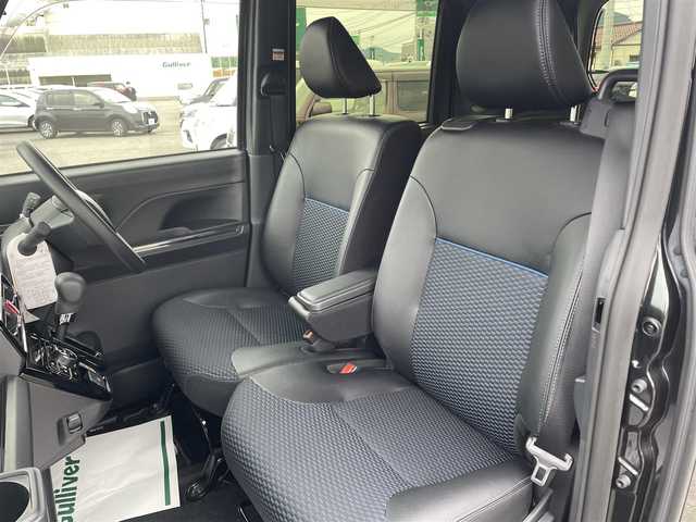 ダイハツ タント カスタム X 山形県 2023(令5)年 1.7万km ブラックマイカメタリック 4WD/衝突軽減ブレーキ/両側パワースライドドア/全方位カメラ/メモリナビ/　【CD DVD BT】/フルセグTV/ETC/ドライブレコーダー/ハーフレザーシート/シートヒーター/ステアリングスイッチ/オートホールド/アイドリングストップ/コーナーセンサー/LEDライト/フォグランプ/ウィンカーミラー/純正フロアマット