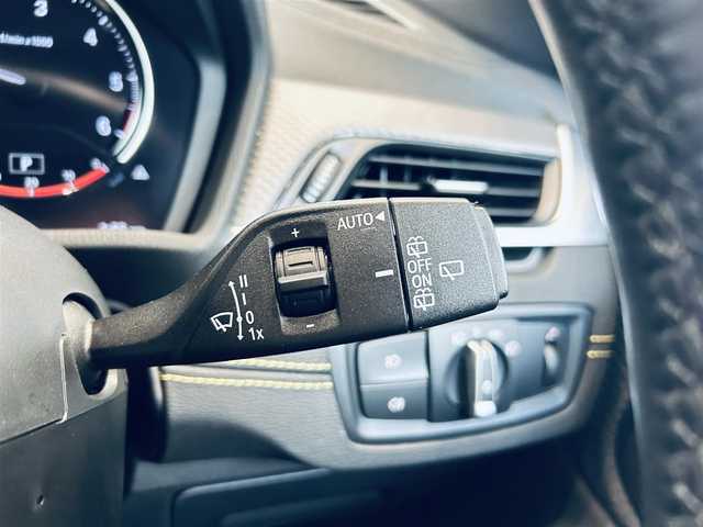 ＢＭＷ Ｘ２ xDrive 18d MスポーツX 大阪府 2019(令1)年 3万km 白 アドバンスドセーフティP/コンフォートP/インテリジェントセーフティ/HUD/シートヒーター/純正ナビ/TV/バックカメラ/純正19インチAW/LEDヘッドライト/電動リアゲート/ACC